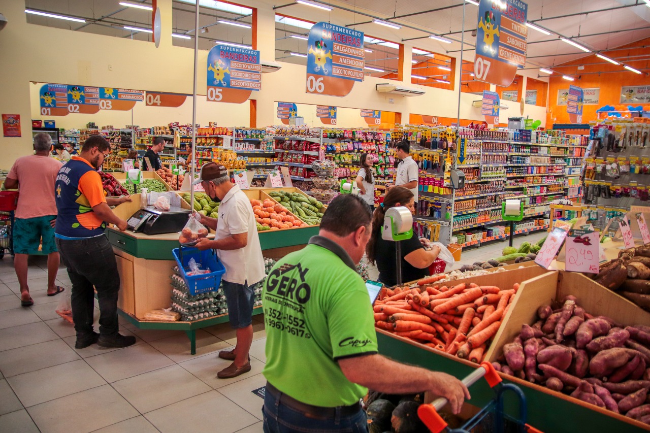 Confira quem foram os ganhadores do sorteio do Supermercado Bandeiras